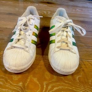 US Women’s size 7 Adidas Shoes